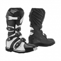 Forma Ботинки Gravity Black/White в Чебоксарах