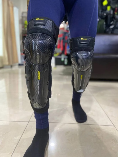 Ones Again Наколенники Carbon Fiber Force в Чебоксарах